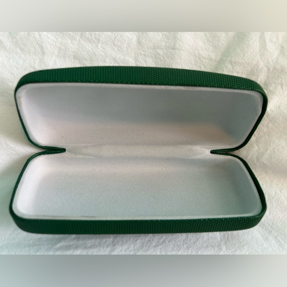 Lacoste Eyeglasses Case - Picture 4 of 4
